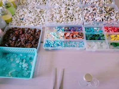 天然素材のシーボトル制作キット（１本用）工作 インテリア 雑貨 海 小物 貝殻 サンゴ 夏休み【R00067】