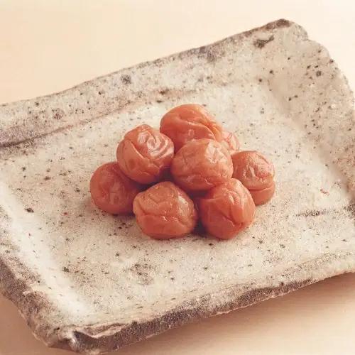 女松梅干セット（木箱入り） 大梅380g 小梅350ｇ 塩分約14％ / 和歌山 田辺市 梅 梅干 紀州南高梅 南高梅 うめ 肉厚 お米 おにぎり 焼酎 梅酒 健康 合成保存料不使用 甘味料不使用 【