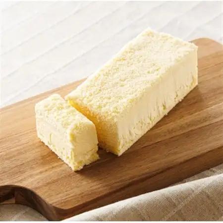 【毎月定期便】クランツ国誉店の濃厚チーズケーキ 200g×2本全2回_北海道 釧路町の老舗洋菓子店 クランツ国誉店 お菓子 人気 スイーツ ケーキ 冷蔵 プレゼント デザート 菓子 贈答用 贈答品 ギ