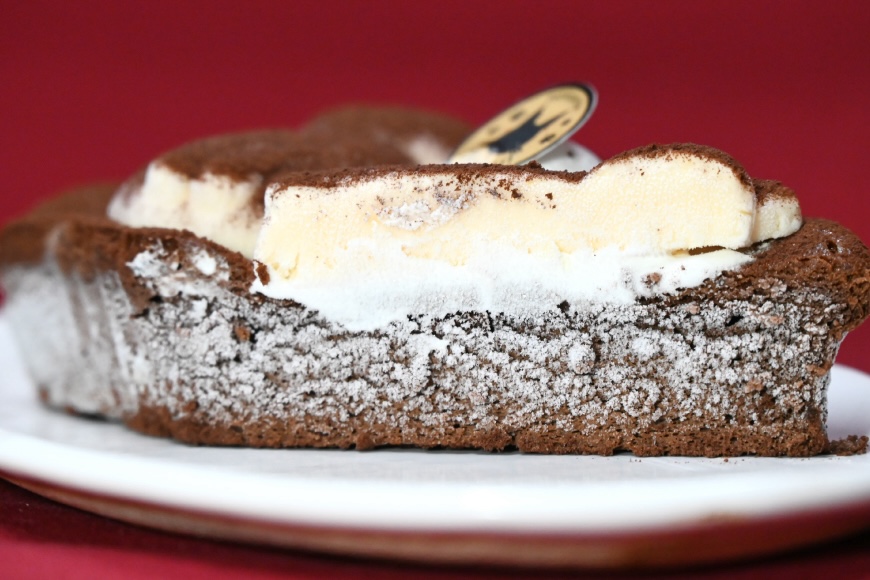 AI186 スフレ チョコケーキ 2個 セット [ チョコレートケーキ スフレケーキ ふわふわ チョコ ケーキ 冷凍 スイーツ 焼き菓子 濃厚 パティスリーシャトン 長崎県 島原市 ]_イメージ4