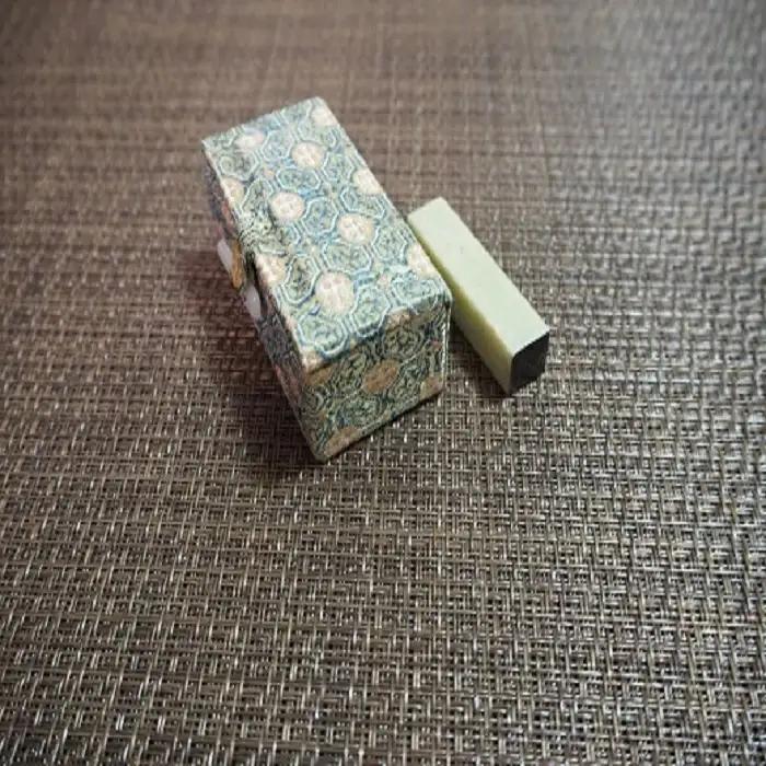 雅印（青田石）4分（11～12ｍｍ）箱入り　2文字まで - 天然素材 お好きな文字 落款印 雅号 ケース付 選べる 朱文 白文 熊本県 甲佐町【価格改定】