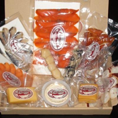 ふるさと納税 紋別市 10種の超よくばりスモークセット【2026年4月以降発送】