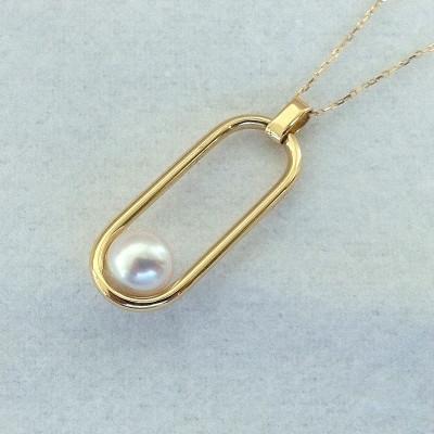 ふるさと納税 鳥羽市 伊勢志摩あこや本真珠デザインペンダントK18 400-11 |  | 02