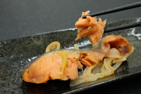 レンジで簡単調理　お魚紙包み焼きセットA 　毛呂山町産柚子を使った幽庵焼き柚子味噌焼き(8食)             （計８パック）