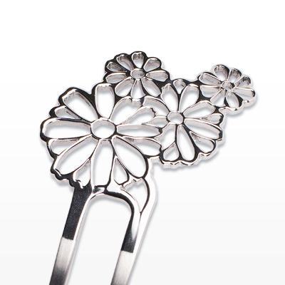 ふるさと納税 静岡市 【地元職人の逸品】四季の花言葉とともに想いを贈る　かんざし「デイジー」 |  | 02