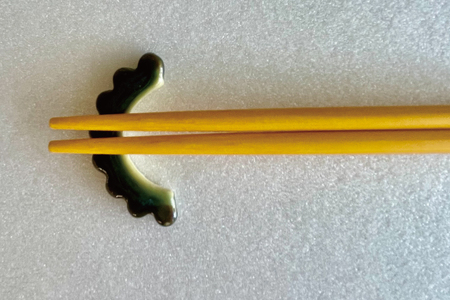 ゴーヤーの箸置き（丸&ハーフ）2個セット｜やちむん 箸置き 箸 はし ゴーヤー 2個 セット 沖縄 沖縄県 豊見城市 送料無料（DD003）