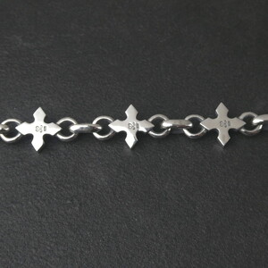 small edge cross bracelet スモール エッジ クロス ブレスレット ｜ 腕輪 シルバー アクセサリー 十字架 モチーフ 925 ブレス ハンドメイド ジュエリー アクセ ファッ