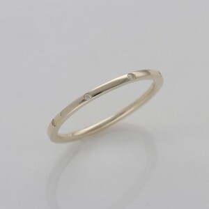 K18鍛造リング　極細1.3ｍｍダイヤ8石　9000495276