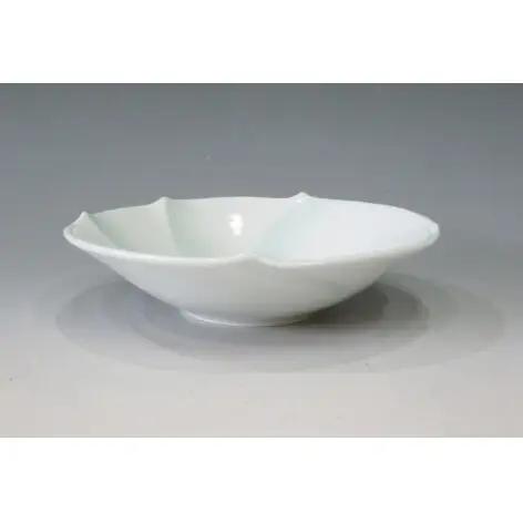 日展会友 照井一玄作 有田焼 白磁 花形 深皿【岳窯】食器 器 うつわ 白磁 花形 ボウル 盛鉢 煮物皿 シチュー皿 和食器 ろくろ成形 作家 作家もの 照井一玄 A20-672