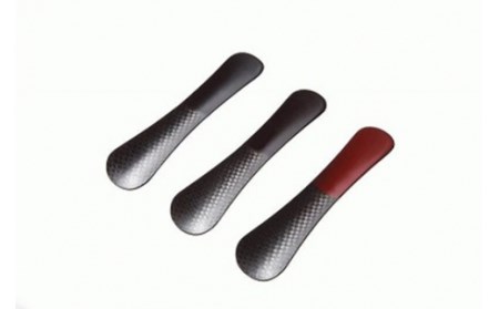 携帯用 靴べら （ カーボン 製）魁 sakigake(黒漆)+革製シースケース(ベージュ) |ヒロセ金型 M86S04