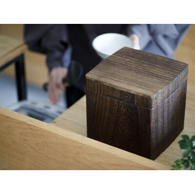 【ふるさと納税】ライスストッカー 焼桐 2kg用　総国産桐使用 天然蜜蝋仕上げ 桐の米びつ【1322194】