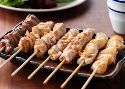 宮崎県産若鶏　串バラエティ詰め合わせ（各7本×3袋）＋焼き鳥タレ２P 【 鶏 鶏肉 焼き鳥 詰め合わせ 】