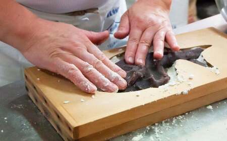 鯛  落雁  らくがん （あん入）  尾鷲  老舗菓子店  朝日饅頭本舗  祝事   正月  出産  還暦  和菓子  三重県  AM-3
