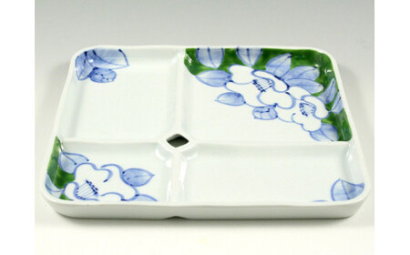 A20-399 有田焼 One Plate 1+3 椿(緑) 三光堂