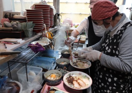 【鹿児島ラーメン】西郷ラーメン2種7袋 しょうゆ・とんこつ(丸一製麺/A-399) ラーメン 鹿児島ラーメン