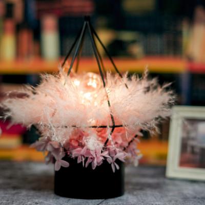 ふるさと納税 和泉市 ドライフラワーのおしゃれなインテリアランプ(ピンク)デザイナーの手作り一点モノ