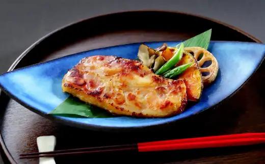 ＜大山物語＞　大山どり味噌漬けセット(西京・金山寺味噌 各90g×3)