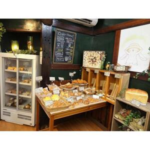 390.小僧ロップのわくわく パン と シフォン ケーキ のセット| ケーキ
