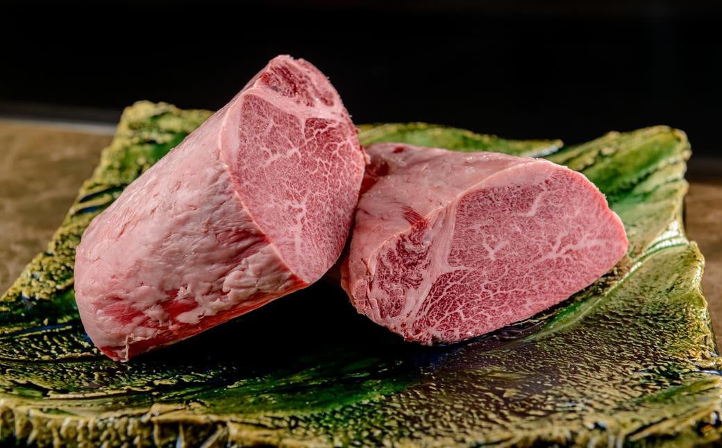 
            【プレミアム】長崎和牛ヒレまるごと1本 ／ 国産 和牛 牛肉 肉 お肉 ヒレ 約3kg
          