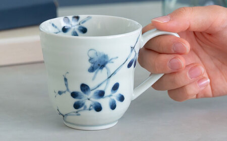 【波佐見焼】染付野花 ひさごマグ 食器 マグ【西海陶器】[OA493]