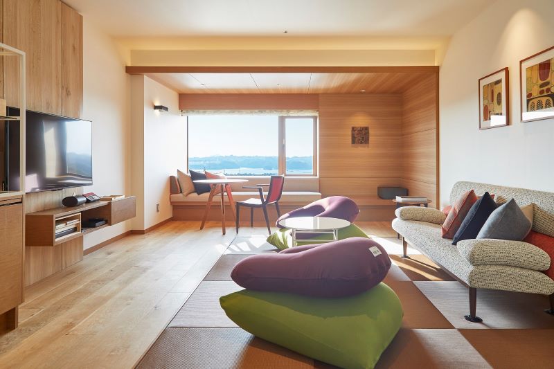 志摩観光ホテル ザ クラシック プレミアムスイート ペアご宿泊 ホテルクレジット お1人様10,000円付 / 伊勢志摩 伊勢 志摩 観光 旅行 宿泊 チケット 旅行券 高級 ホテル ペア宿泊券 スイ