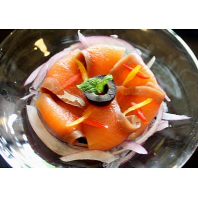 ふるさと納税 斜里町 北海道 知床産 サーモンスライス(スモーク)70g×4パック　化学調味料不使用 |  | 02