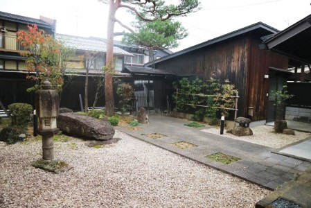 吉城の郷 小島 1泊朝食付き ペア宿泊券 貸し切り 1日1組限定 飛騨古川 古民家 観光 古い町並み[Q283]