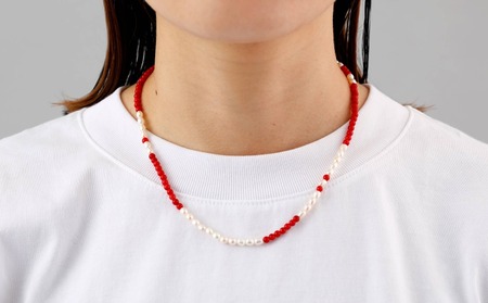 パールと珊瑚のネックレス