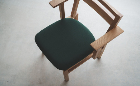 SD01 / Yoh Arm Chair | 家具 インテリア 椅子 イス チェア ダイニングチェア ハーフアーム コンパクト おしゃれ 小野市 レッド