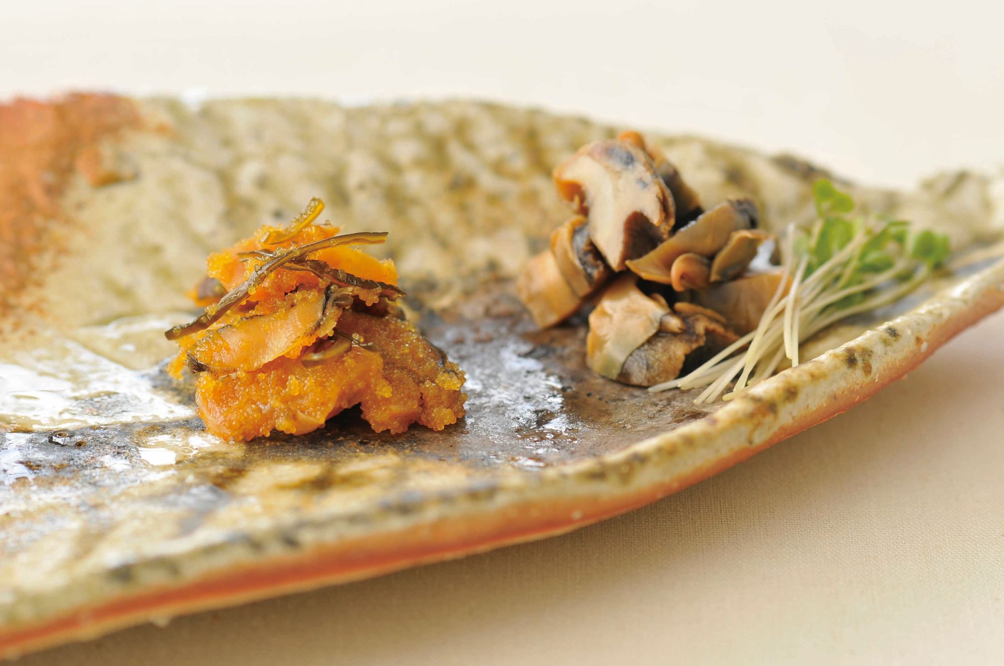 1758　〈伊勢せきや〉伊勢宮笥（いせみやげ） 3点　佃煮 ごはんのお供 炊き込みご飯 あわび 自宅 お土産 個食 便利 子持しぐれ あわびこはん つぼやき