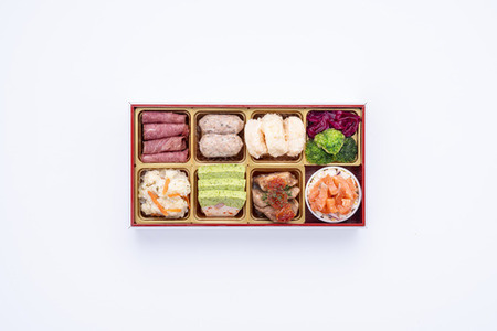 千賀屋謹製 2025年 迎春おせち料理「華千歳」和洋中三段重 2～3人前 全32品 017-009