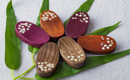 唯一無二のデザイン・貝象嵌(かいぞうがん)箸置きセット 箸置き ハシ はし置き 5個 天然木 木製 岩手県北上市 夢工房 D0339