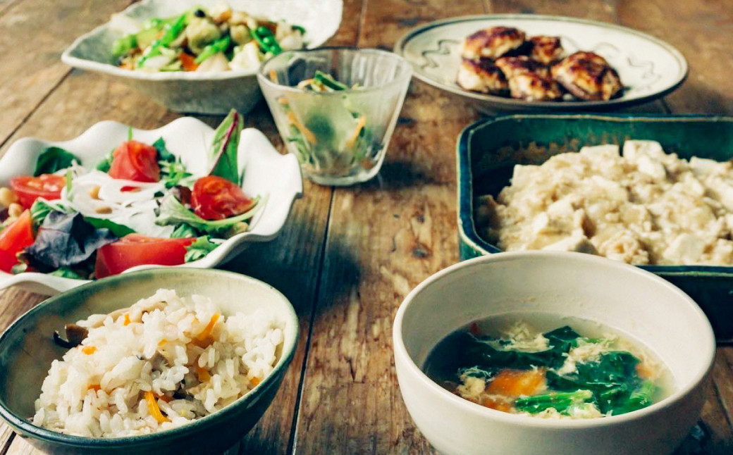 ひとさじでおうちごはんを整える発酵調味料・玉ねぎ麹 （2個）