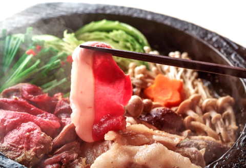 おおち山くじら（イノシシ肉） イノシシ鍋（山椒つくね入り） 約750g【冬猪肉 ロース 500g 山椒 つくね 1パック 専用出汁 飛魚だし 1パック 肉 猪肉 いのしし肉 鍋 冷凍】