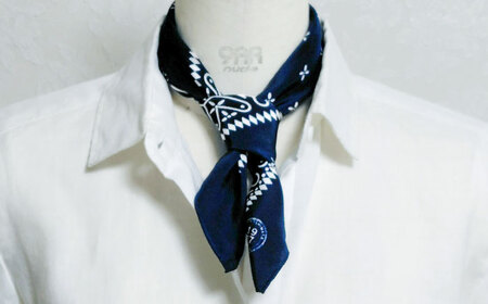 【洗える】 シルクスカーフ ミニ 浜ちりめんシルク100% ネイビー/クロス柄 滋賀県長浜市/有限会社吉正織物工場[AQDQ002]