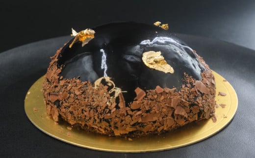 チョコレートケーキ 1台 ドームケーキ ショコラ 4号 チョコレート チョコ ちょこけーき chocolate 生クリーム 極上 濃厚 スイーツ デザート ケーキ しょこら けーき 製菓 金箔 冷凍 