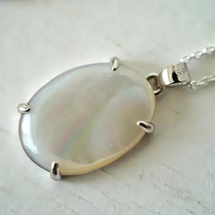 MOTHER OF PEARL ネックレス アクセサリー ハンドメイド 金属アレルギー対応素材
