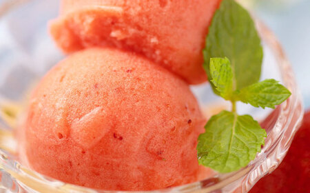 【採れたて】【2026年4月以降発送】福岡産 濃厚 あまおう ジェラート 1000ml 《築上町》【南国フルーツ株式会社】アイス スイーツ イチゴ 苺 いちご[ABET005]