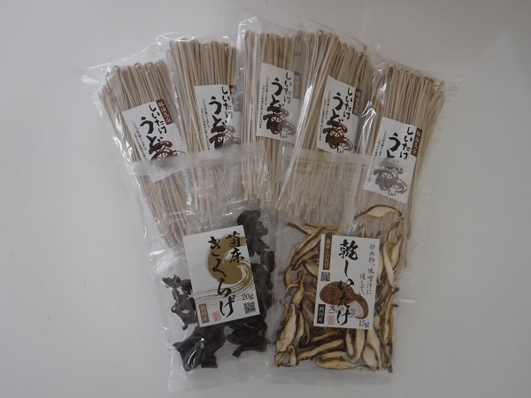 〔B-26〕しいたけうどん＆乾燥しいたけ・乾燥きくらげ