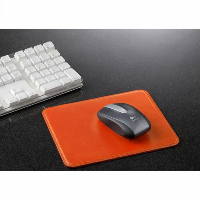 【ふるさと納税】 レザーマウスパッド【SALEDO・独自開発ブランド】 ／ オレンジ イエロー ブラウン グリーン デザイン性 実用性 エコロジー イタリア製牛革 高級感 送料無料 埼玉県 No.088