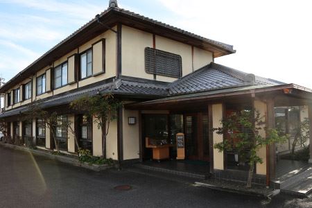 近江牛の熱々レトルト丼ぶり4種セット【AJ01SM】