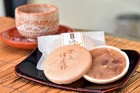 【ふるさと納税】 柿 あわせ（18個入り）｜和菓子処 満つ葉 白餡 堂上蜂屋柿 最中 お菓子 和菓子 菓子 柿 おやつ ギフト もなか スイーツ 和スイーツ 贈り物 土産 お土産 手土産 プレゼント お取り寄せ 取り寄せ 岐阜 岐阜県 美濃加茂 美濃加茂市 送料無料 M14S66