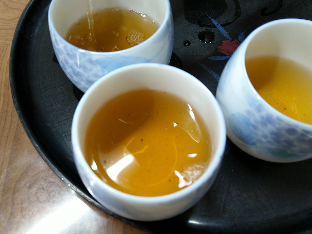 湯吞に入ったお茶