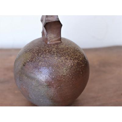 ふるさと納税 上島町 備前焼 一輪挿し・玉(数量限定品)　st-010 |  | 03