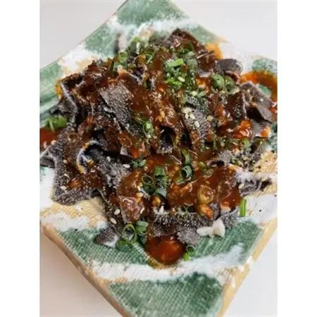 国産牛センマイ刺し【70g】＆国産牛ミノ刺し【70g】 各4パックずつ 計8パック【配送不可地域：離島】【1373923】