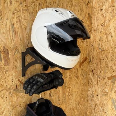 ふるさと納税 加東市 壁掛けヘルメットスタンド View Xiar wall + オプション [グローブ&ウェアホルダー] |  | 01