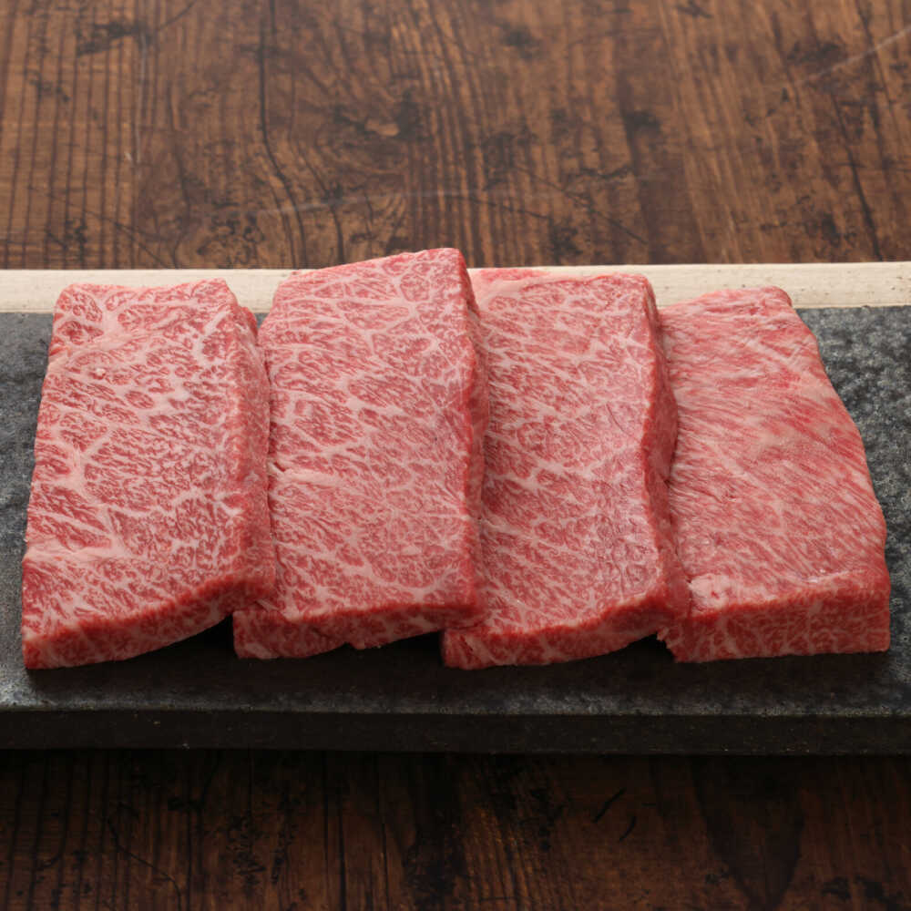 【ふるさと納税】【GI認証】くまもとあか牛ザブトン 約120g×4枚 / 菊陽町 あかうし 熊本県 肉 にく niku ブランド 旨み くまもとあか牛 和牛 自社牧場 直接 最高 牛 牛肉 ぎゅうにく ぎゅう肉 冷凍 国産 【有限会社 三協畜産】[BHAS013]