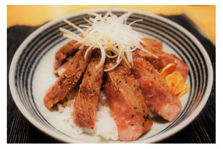 全5回定期便 【配送日時指定可・冷蔵】★ステーキ★ 伊予牛絹の味 ステーキ堪能コース (冷蔵) ※関東以北・沖縄へのお届けは冷凍となります