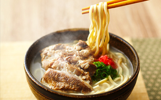 ★沖縄そば金太郎★【ソーキ付き！】こだわり豚骨スープ！ ソーキそば（４食セット）！ - 沖縄そば ソーキそば 4食 豚骨ベース 人気 そば 詰め合わせ ご当地グルメ 郷土料理 沖縄県 八重瀬町【価格改