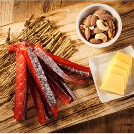 ＜北海道産＞秋鮭(サケ)のみを使用した「鮭とばソフト」250g×10個_国産 北海道産 さけとば 秋 鮭トバ 鮭 トバ さけ サケ シャケ 小分け 調理済み 一人暮らし セット おかず 冷凍 定期便 